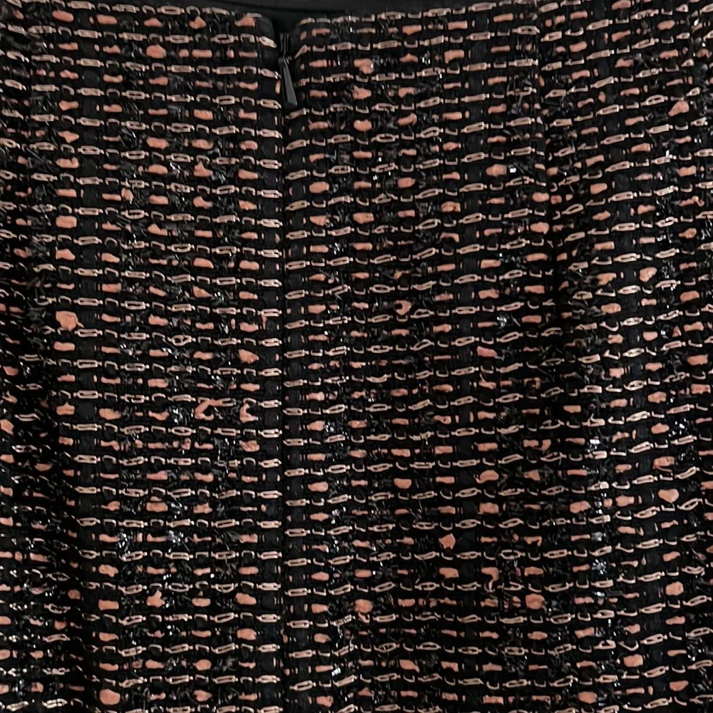 Petite Dana Bachman Black/Brown Metallic Tweed Suit Size: 4 Petite MSRP: $300 - Picture 5 of 10